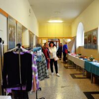 1. Ženy v Pelhřimově chválily Boha, sdílely se, ale i otevřely charitativní bazar
