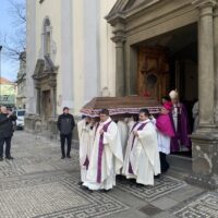 35. Poslední rozloučení s Mons. Václavem Habartem