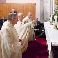 23. Mše sv. s obřadem mytí nohou v katedrále sv. Mikuláše