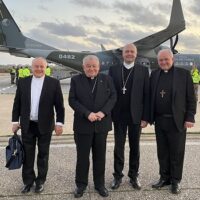 Čeští a moravští biskupové na pohřbu papeže Františka