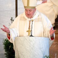 7. Mše svatá – poděkování Bohu za 10 let biskupské služby Mons. Vlastimila Kročila