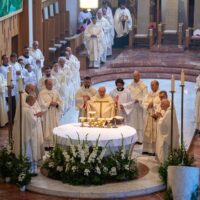 20. Jáhenské svěcení Lukáše Houšky II – tentokrát objektivem Michala Klečky