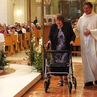 20. Předání medailí sv. Auraciána – foto Jozefa Šustera