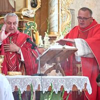 9. Biskup Kročil na pouti ve Čkyni