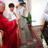 10. Biskup Kročil na pouti ve Čkyni