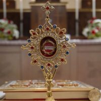 Kostel ve Větřní získal relikvii sv. Jana Nepomuckého
