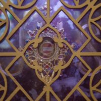 16. Instalace ostatku sv. Jana Nepomuckého ve Větřní