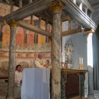 10. Mše svatá v bazilice svatého Klimenta