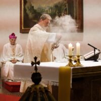 4. Kájovská pouť 2025 – večerní mše svatá v sobotu a světelný průvod