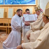 8. Jáhenské svěcení o slavnosti Všech svatých