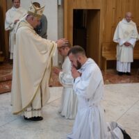 12. Jáhenské svěcení o slavnosti Všech svatých