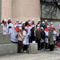 Českobudějovický biskup požehnal koledníkům Tříkrálové sbírky