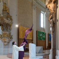 30. Velký pátek v českobudějovické katedrále