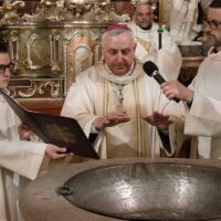 37. Velikonoční vigilie se křty v českobudějovické katedrále