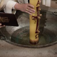 9. Velikonoční vigilie se křty v českobudějovické katedrále