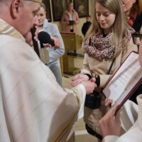 10. Velikonoční vigilie se křty v českobudějovické katedrále