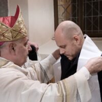 42. Velikonoční vigilie se křty v českobudějovické katedrále