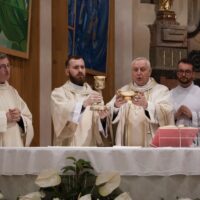 23. Velikonoční vigilie se křty v českobudějovické katedrále