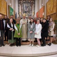 26. Velikonoční vigilie se křty v českobudějovické katedrále