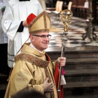 Nový pražský arcibiskup Mons. Stanislav Přibyl uveden do úřadu